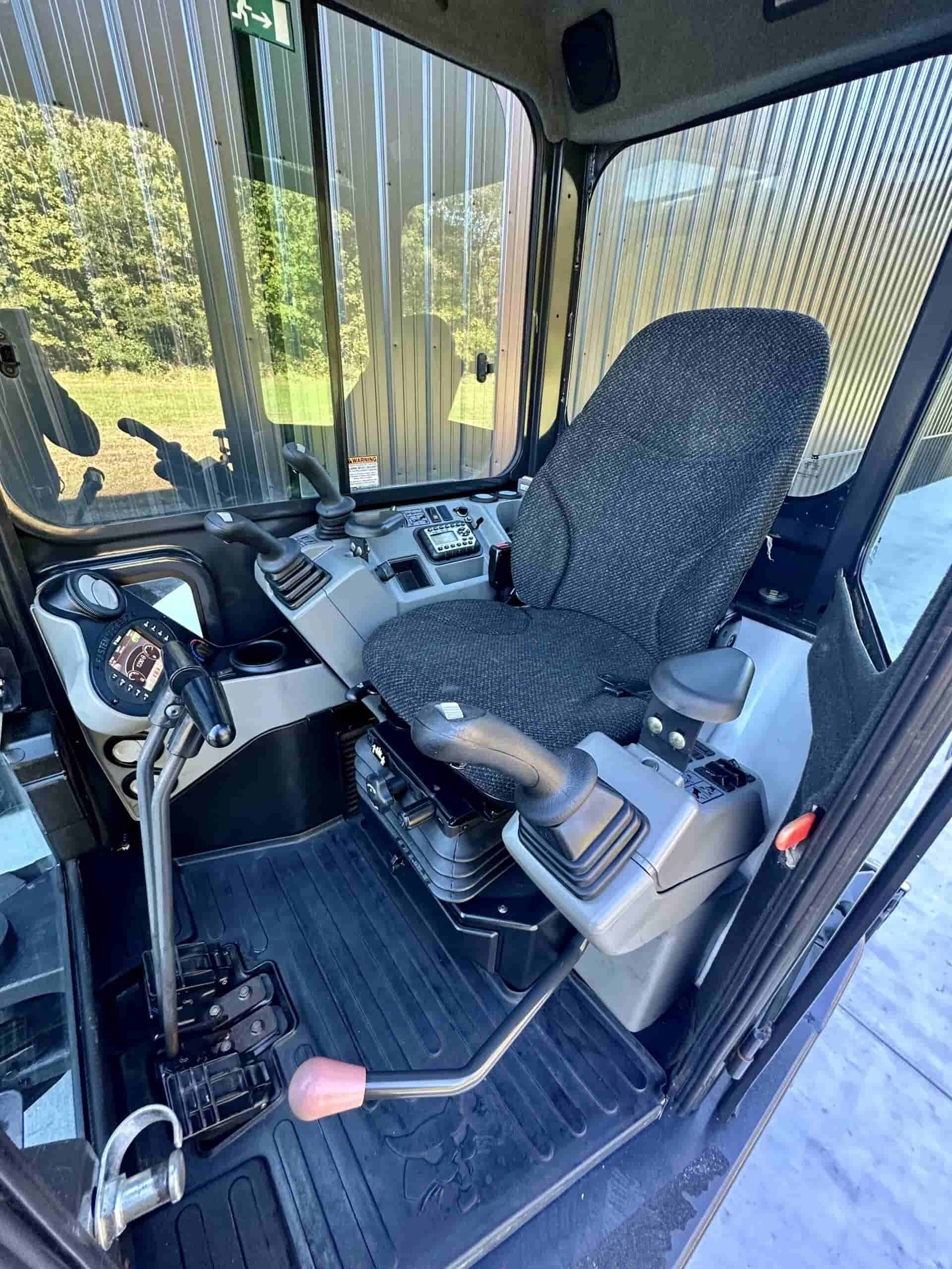 2017 BOBCAT E42
